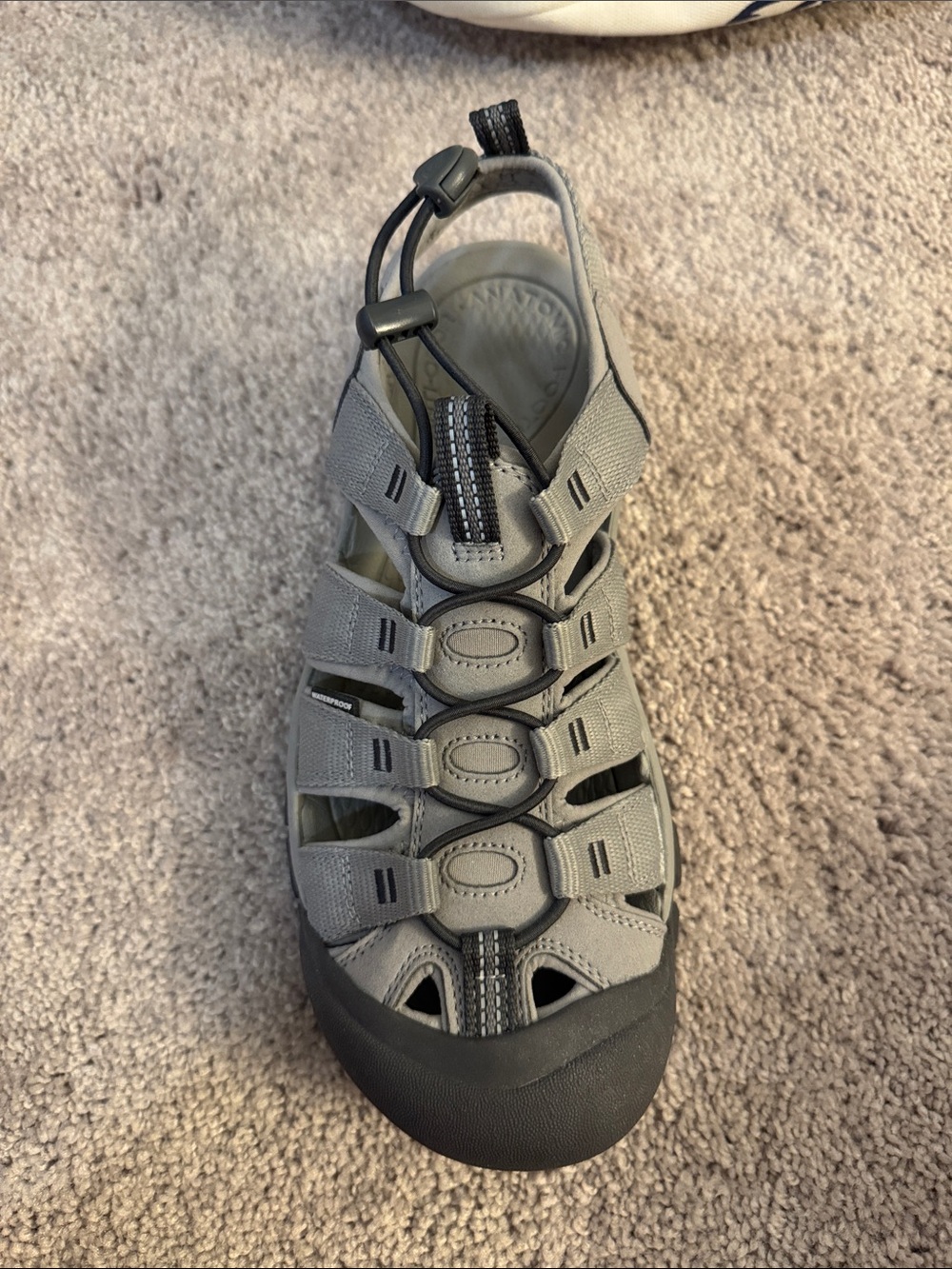 Keen Women's Closed-Toe Sport Sandal in Gray and Black, New, never worn